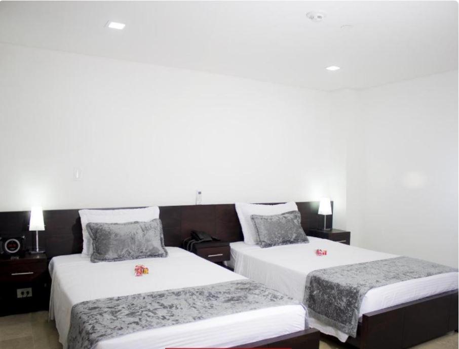 Hotel Lleras Express Medellín Dış mekan fotoğraf