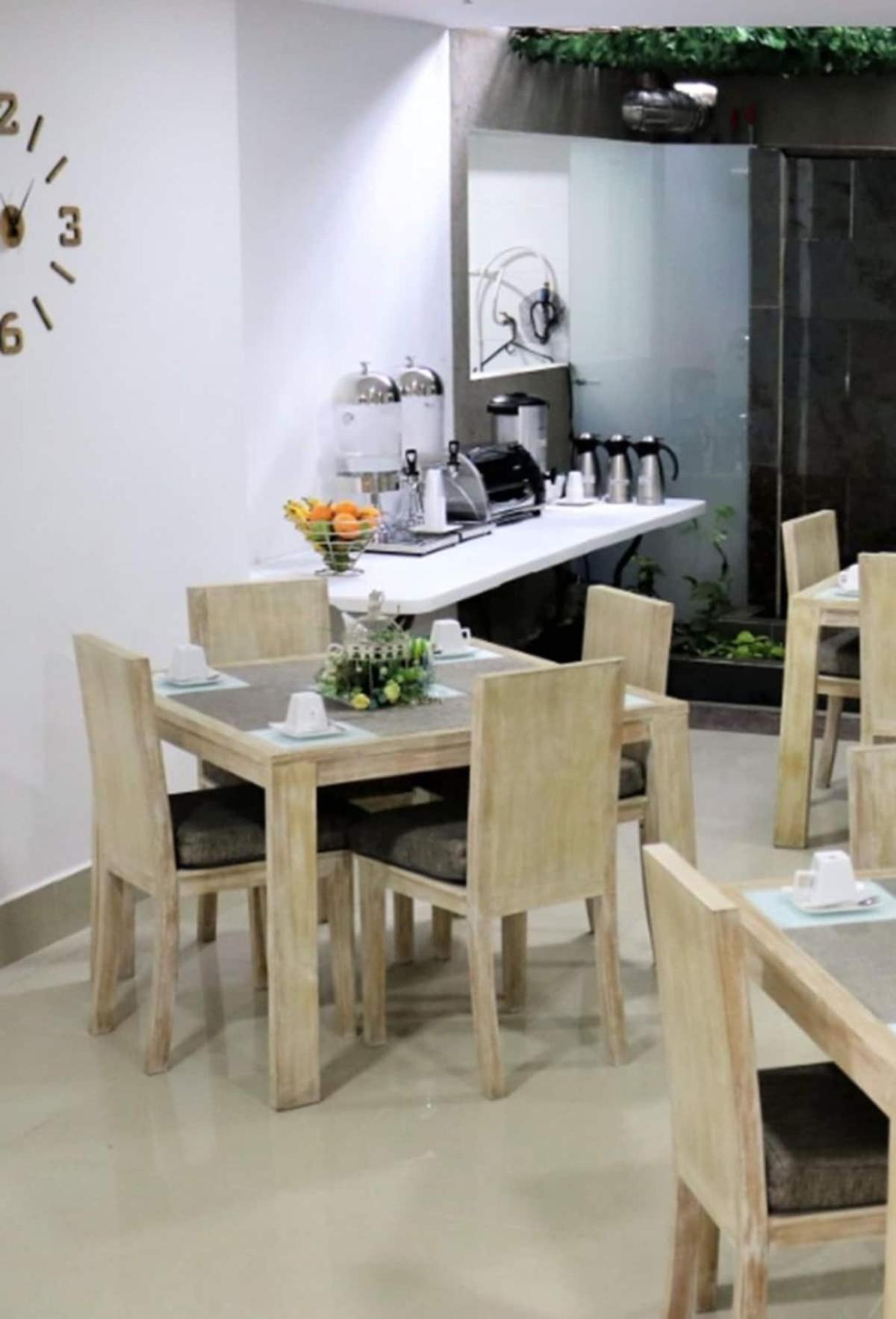 Hotel Lleras Express Medellín Dış mekan fotoğraf
