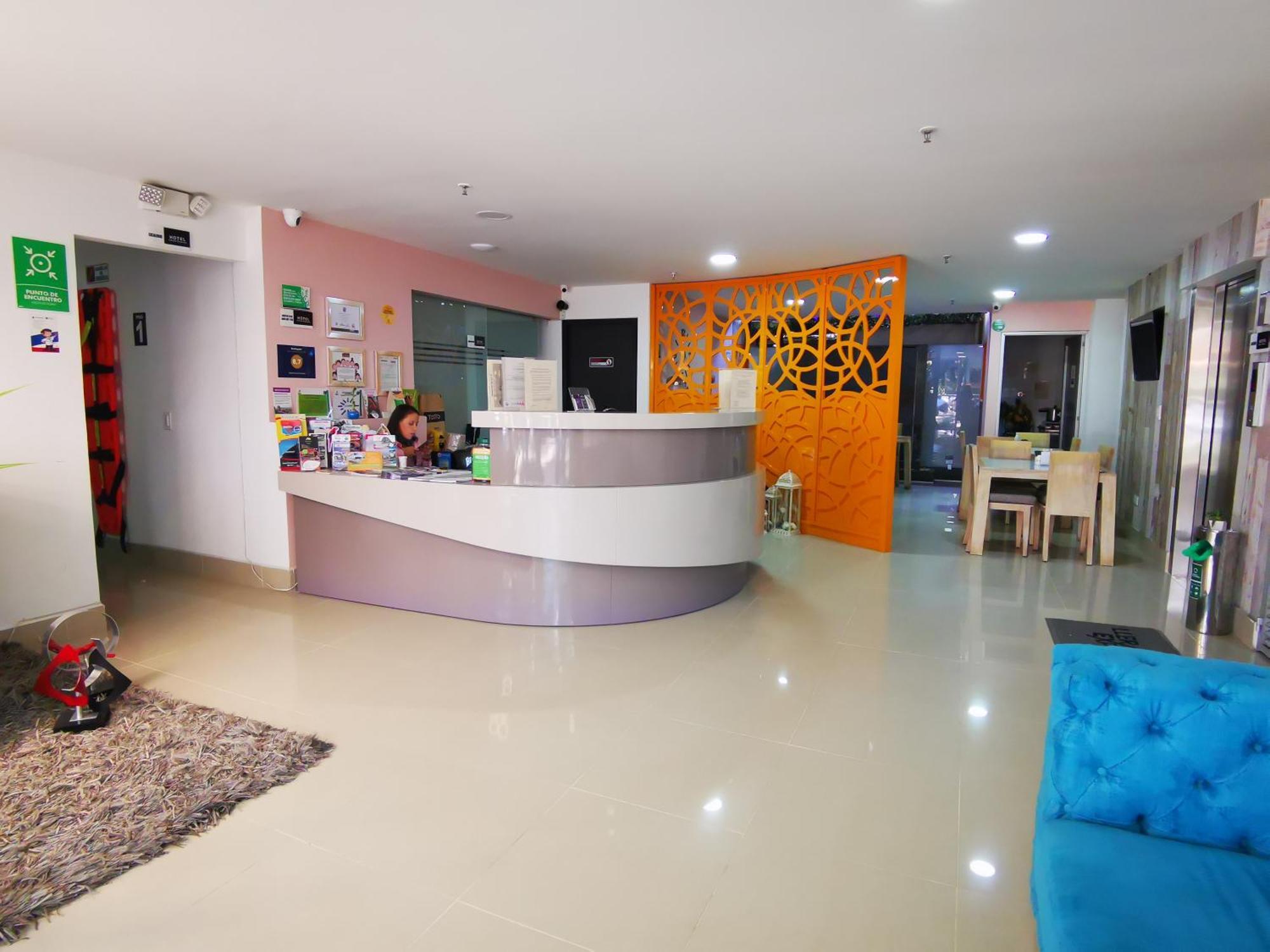Hotel Lleras Express Medellín Dış mekan fotoğraf