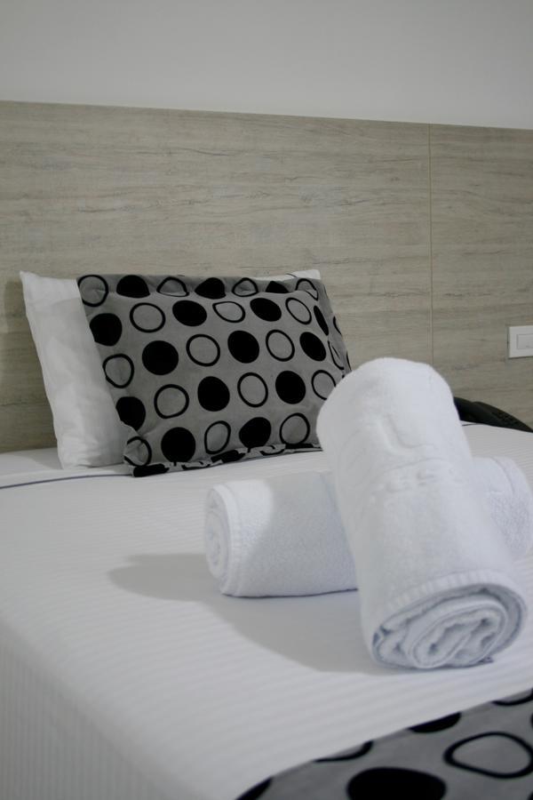 Hotel Lleras Express Medellín Dış mekan fotoğraf